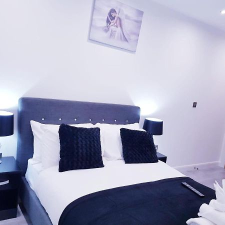 Z Home Apartments Лестер Экстерьер фото