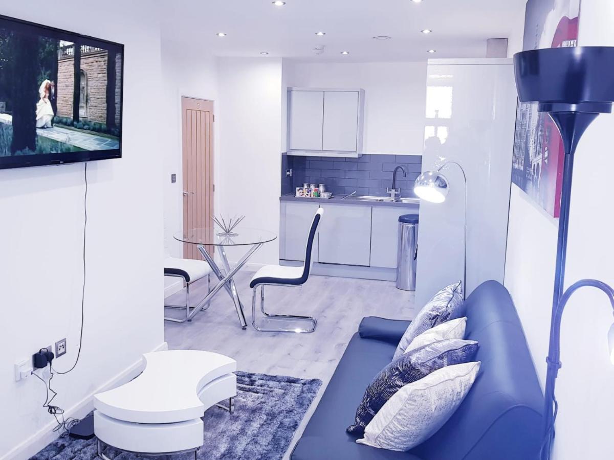 Z Home Apartments Лестер Экстерьер фото