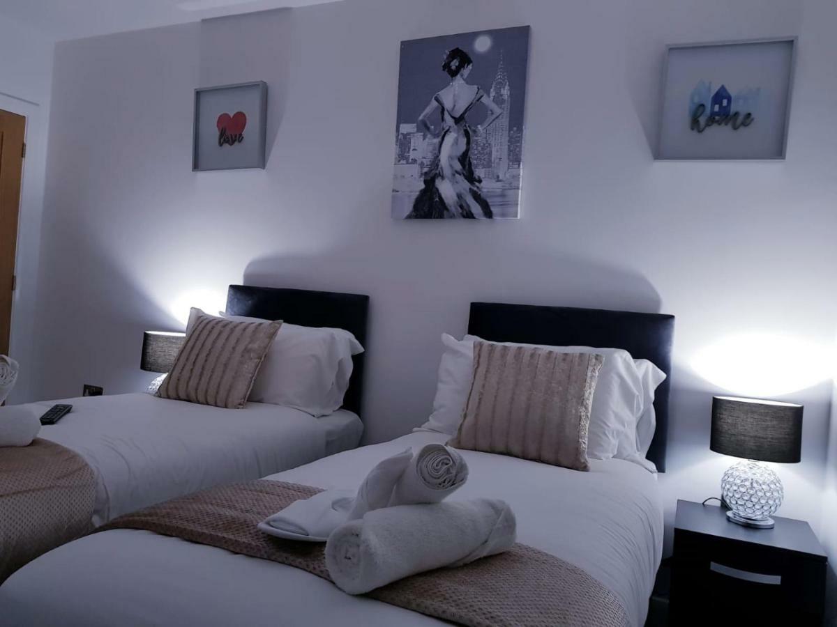 Z Home Apartments Лестер Экстерьер фото