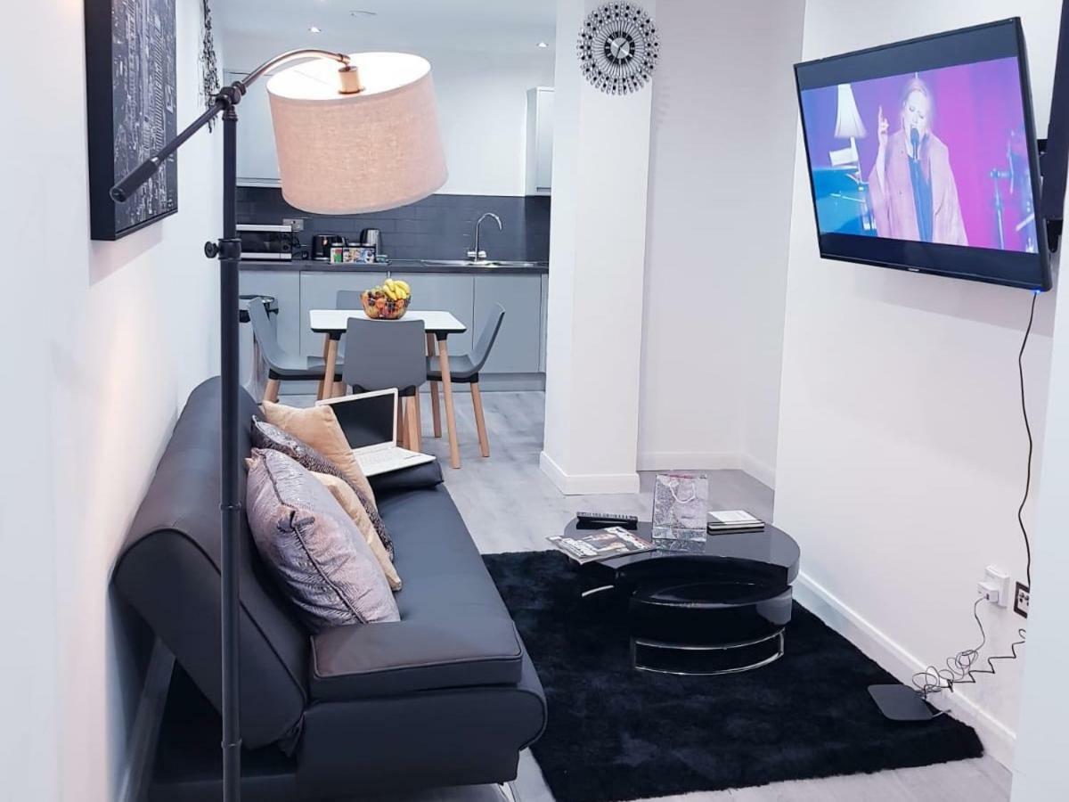 Z Home Apartments Лестер Экстерьер фото