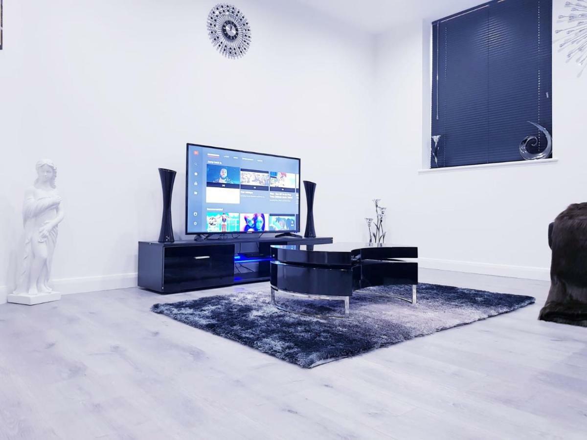 Z Home Apartments Лестер Экстерьер фото